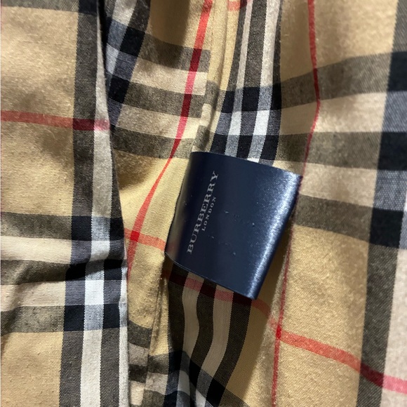 Burberry Beige Trench Coat with Check Lining - Picture 5 of 11